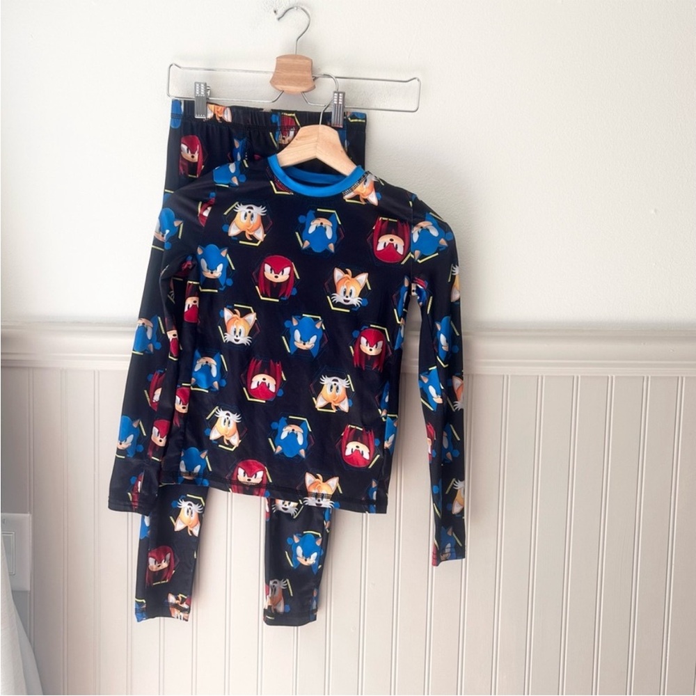 Cuddl Duds Sonic Hedgehog Pajama Set - Blue and Red Cartoon Print Size Medium